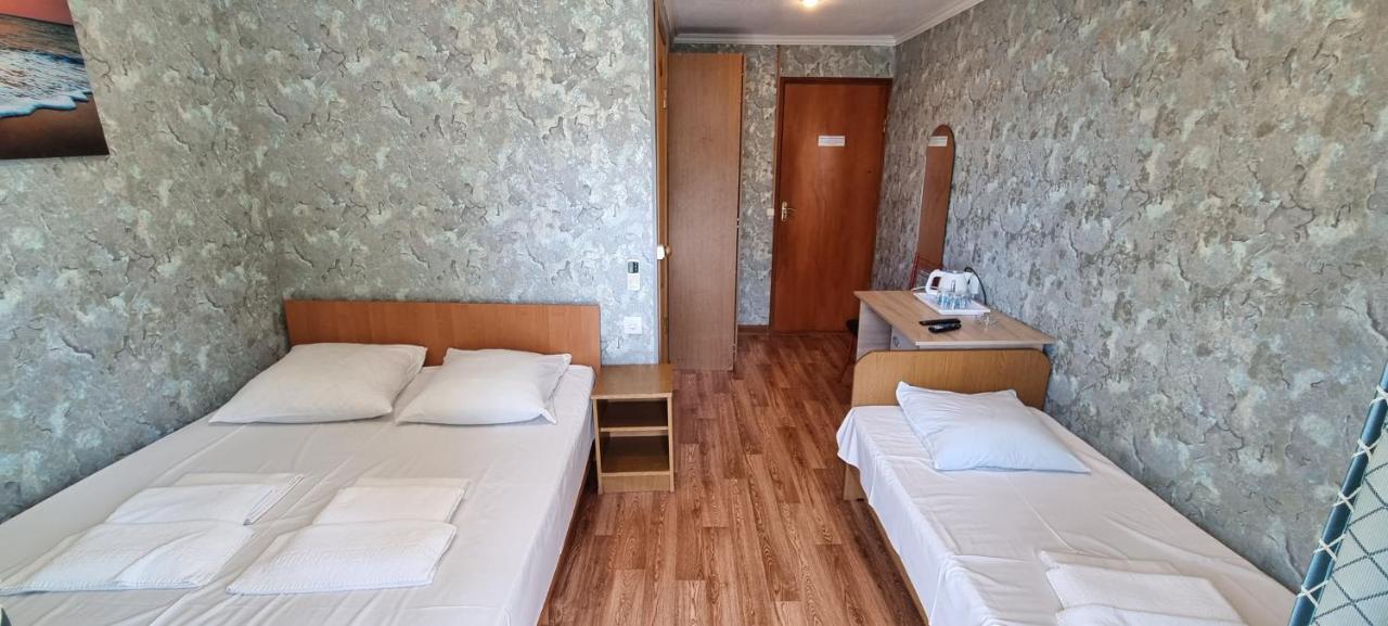 Ривер Гагра Hotel Exterior photo